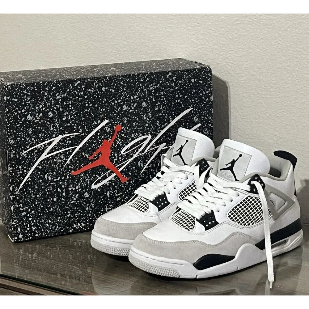 Jordan 4 Retro Military Black - DH6927-111 Size 10 With Box CLEAN